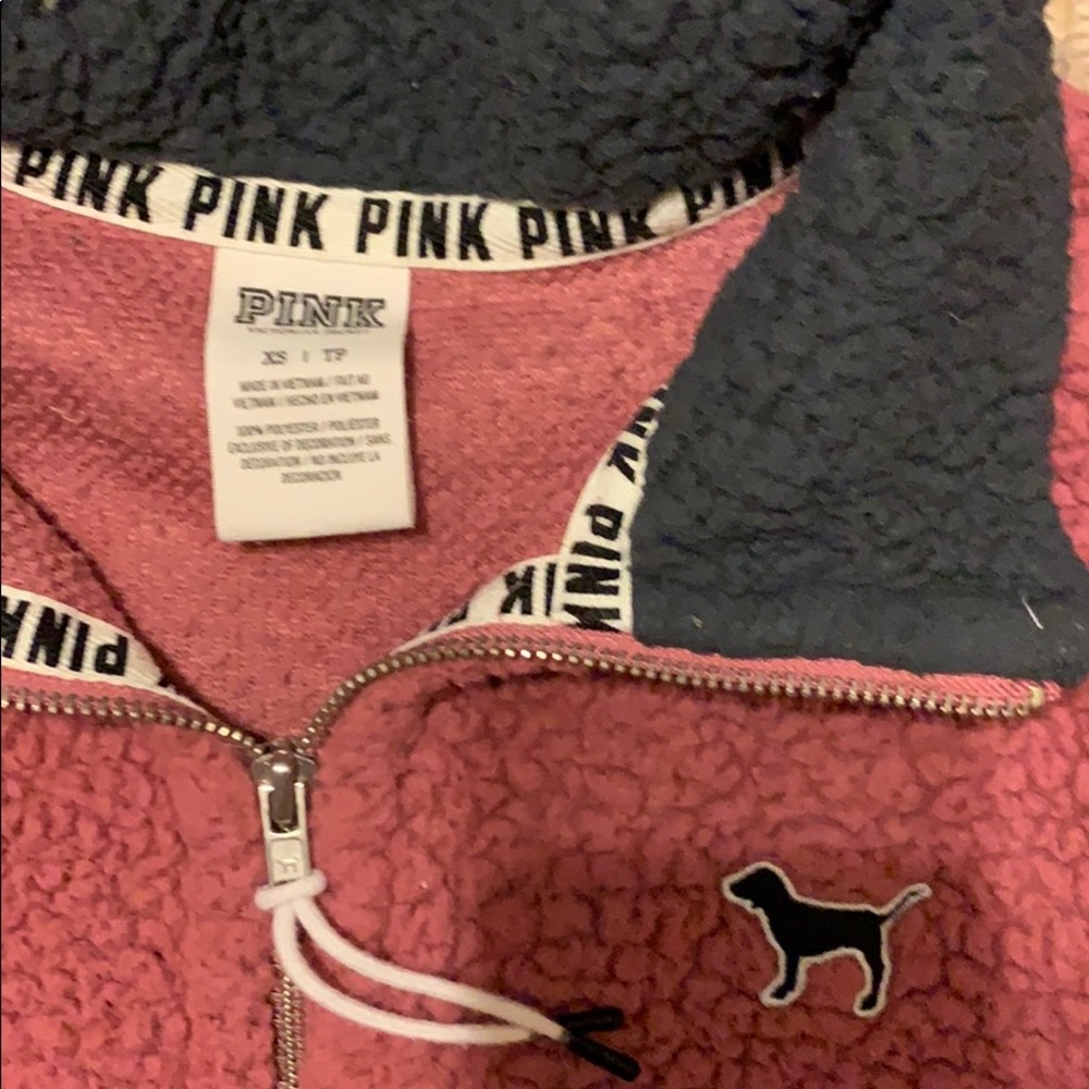 Pullover - Picture 2 of 2